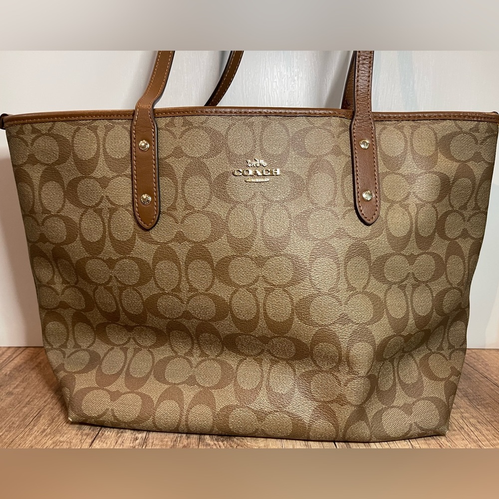 Coach gallery tote bag